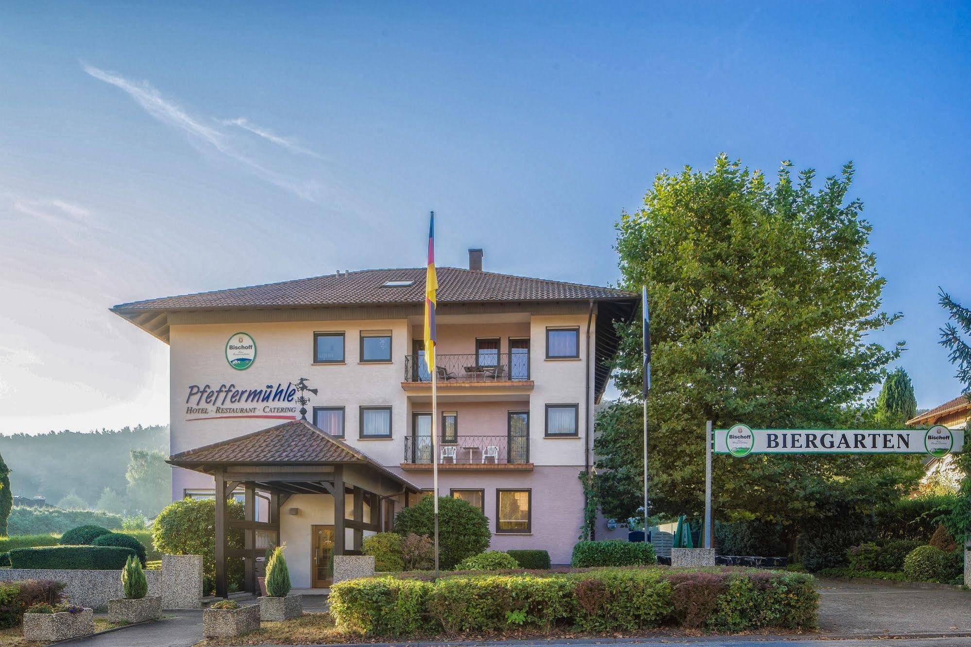 Hrc Pfeffermuehle Hotel Landstuhl Exterior photo